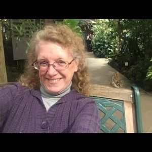 Meet your Posher, Pamela